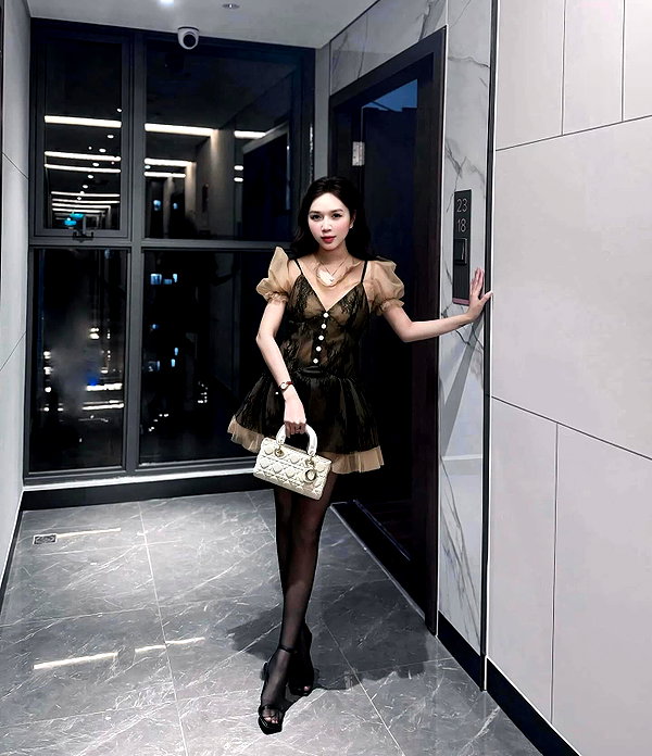 lyhythuedoxinh instagram image archive image