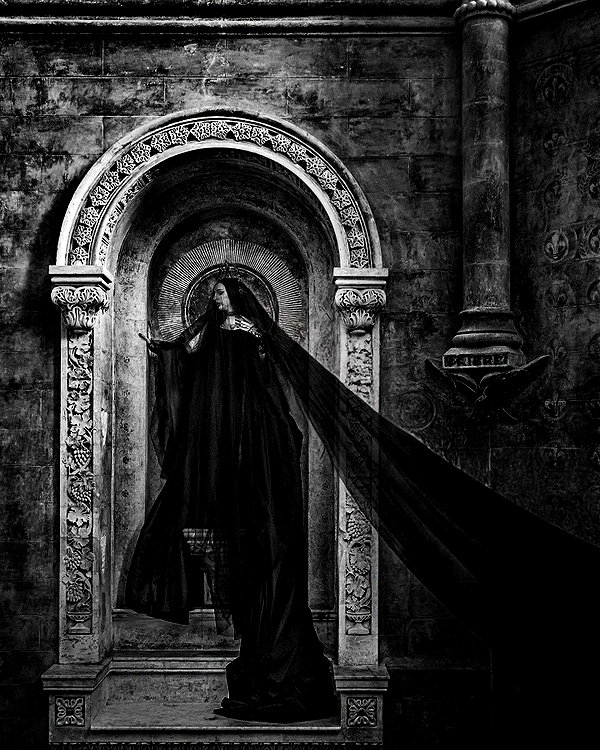 karin_orhov instagram image archive image