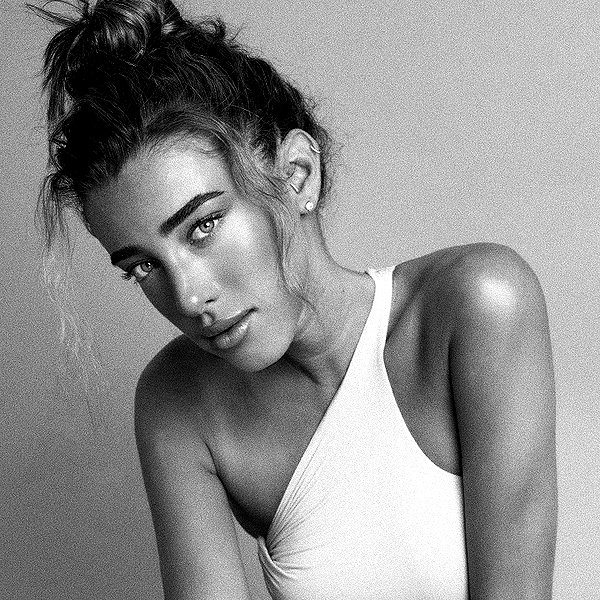 annezivi instagram image archive image