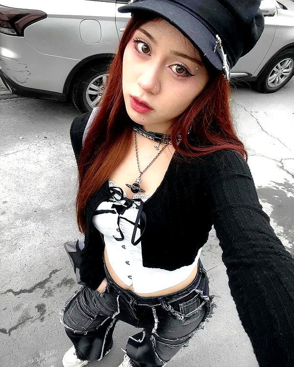 is2tian instagram image archive image