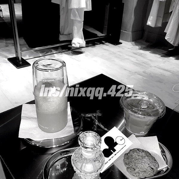nixqq.425_ instagram image archive image
