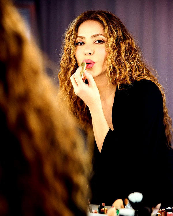 shakira instagram image archive image