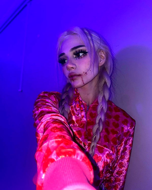 vik4au instagram image archive image