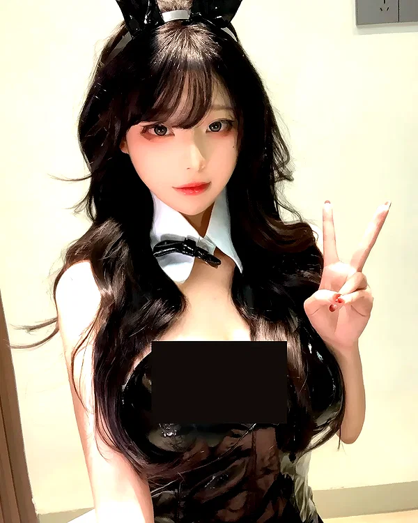 yingyinng_ instagram image archive image