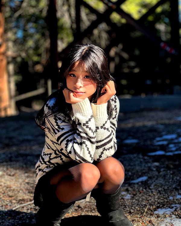 princessamelia_official instagram image archive image