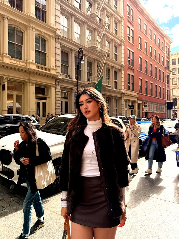 claire_is_miiii instagram image archive image