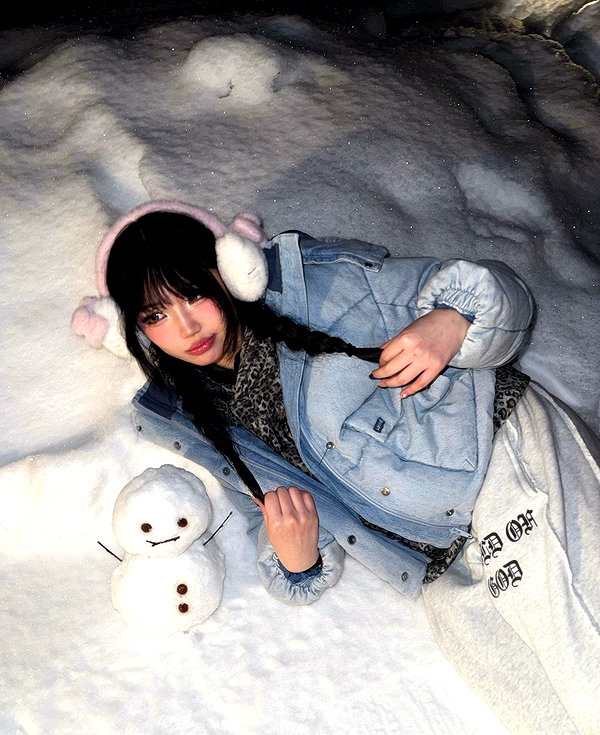 joycee.e instagram image archive image