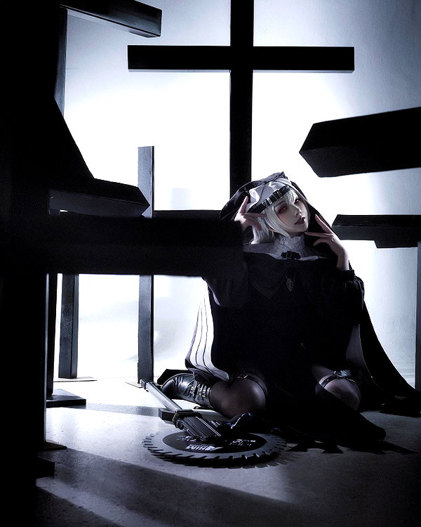 xier_cos instagram image archive image