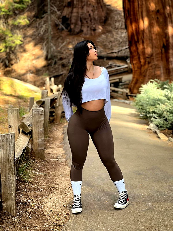 aishahsofey instagram image archive image