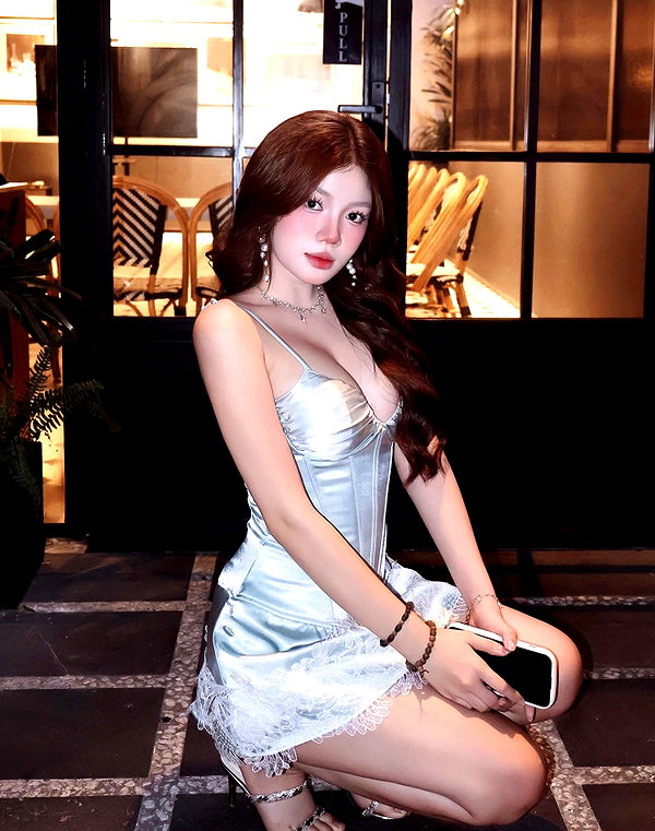 lyhythuedoxinh instagram image archive image