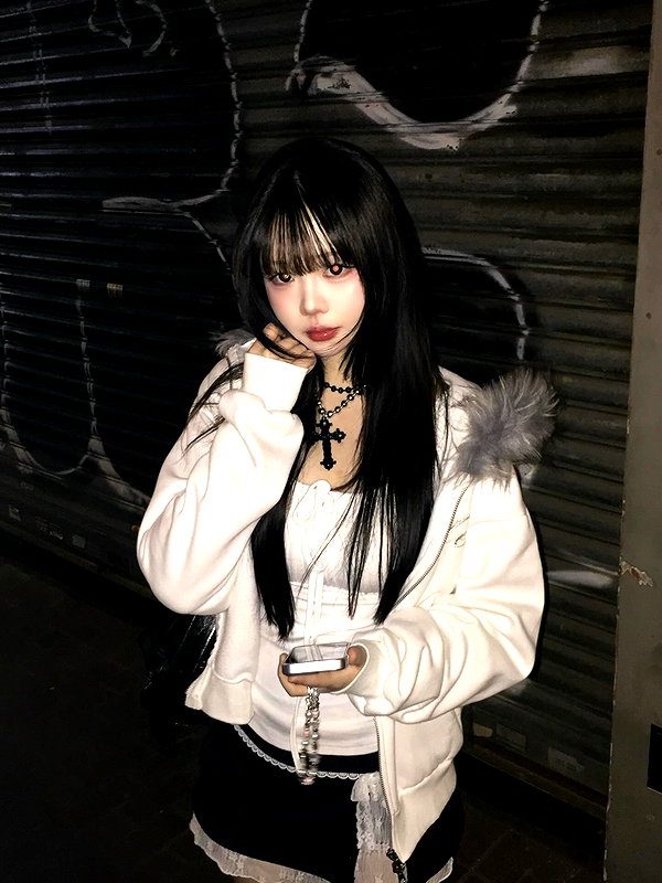 10c.7l instagram image archive image