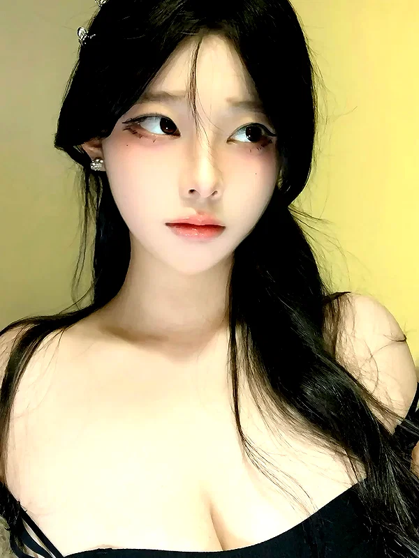 yingyinng_ instagram image archive image