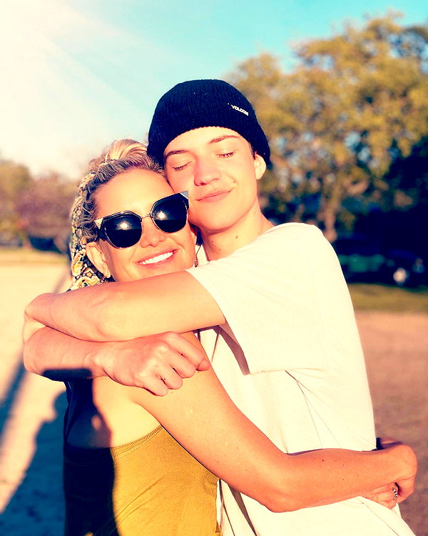 katehudson instagram image archive image
