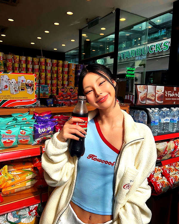 ll.lu1s instagram image archive image