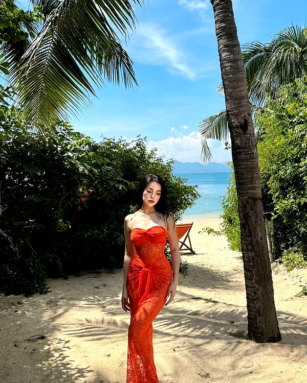 lyhythuedoxinh instagram image archive image