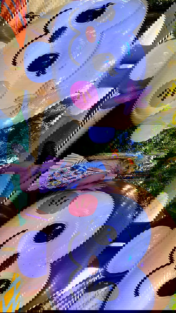 ormosheee ormosheee archive image