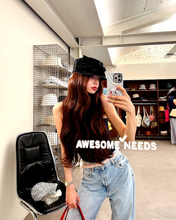dear.zia instagram image archive image