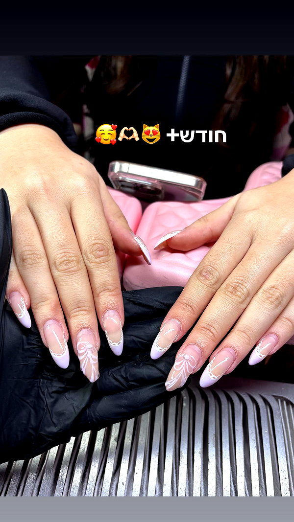 nails.by.natashi instagram image archive image