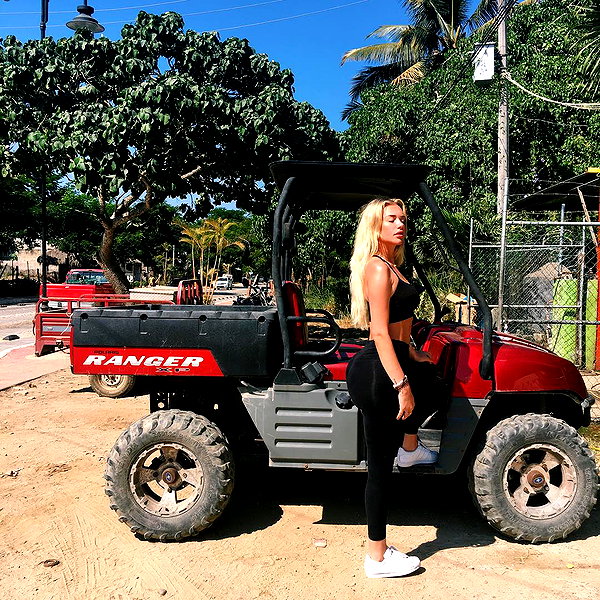 staskaranikolaou instagram image archive image
