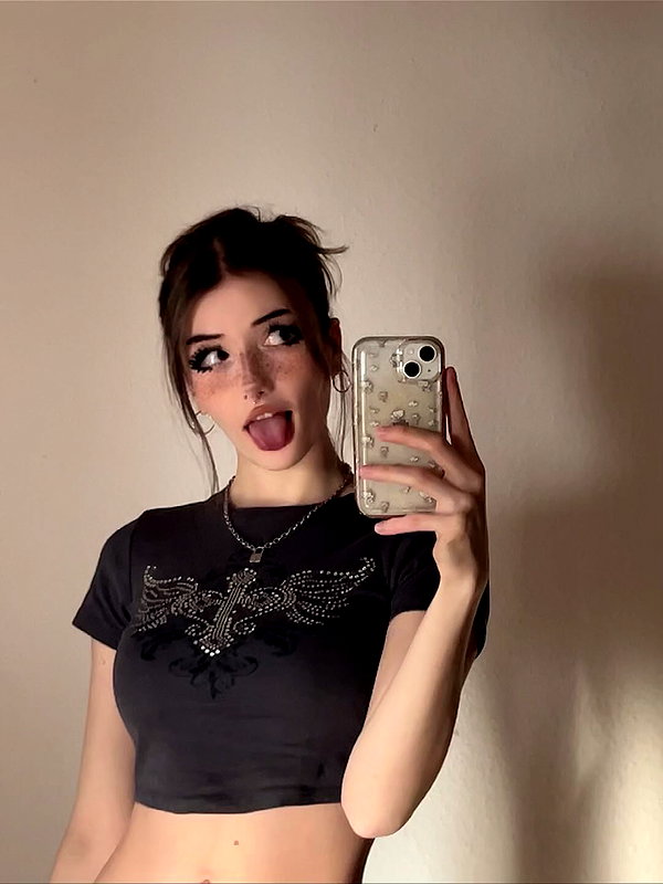 m1chelleluna instagram image archive image