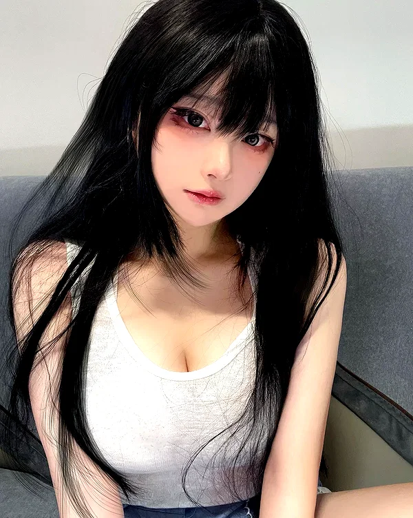 yingyinng_ instagram image archive image