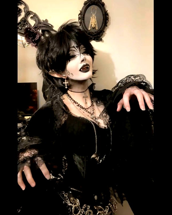 darkblueyoshii instagram image archive image