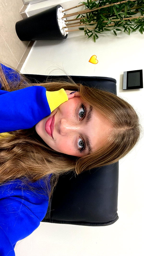 mishel_d_ instagram image archive image