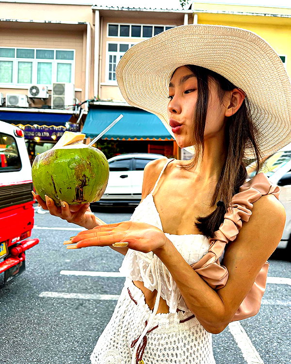 indra0102_ instagram image archive image
