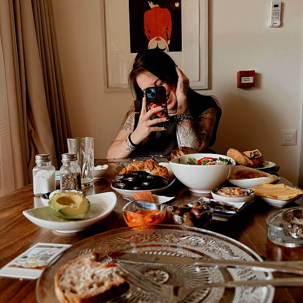 shaharo__._ instagram image archive image