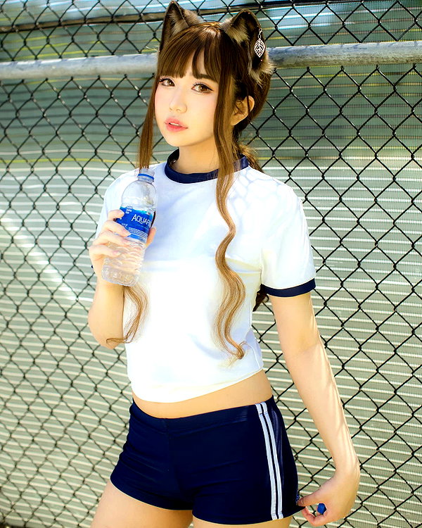 muze instagram image archive image