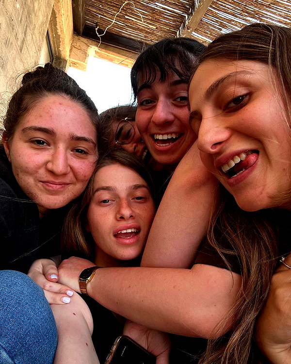 lil_sapir instagram image archive image