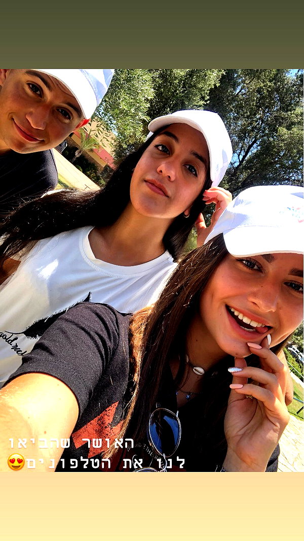viki_dominev instagram image archive image