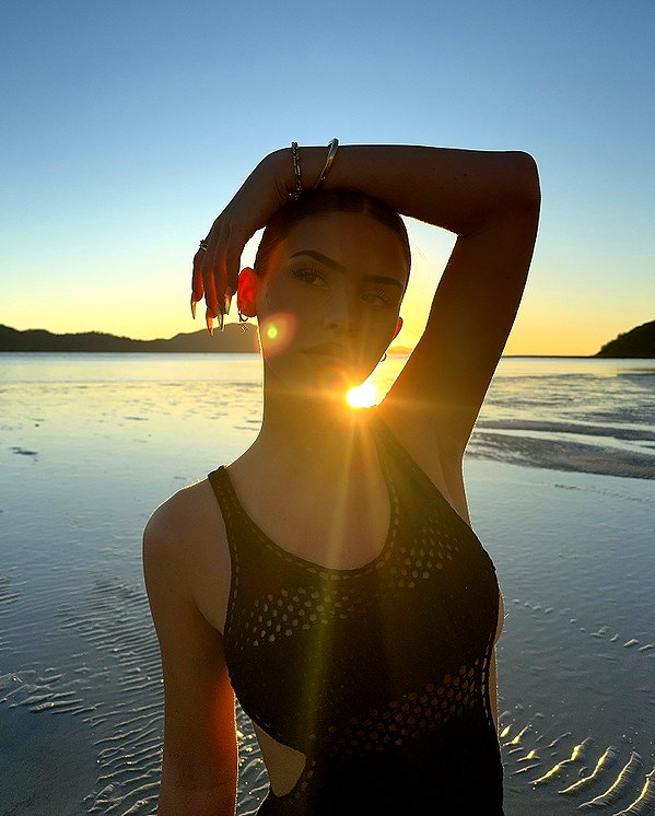 leahhalton instagram image archive image