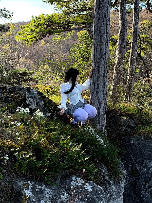 andasrose instagram image archive image