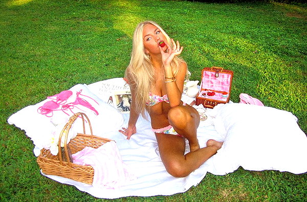 marissaayerss instagram image archive image
