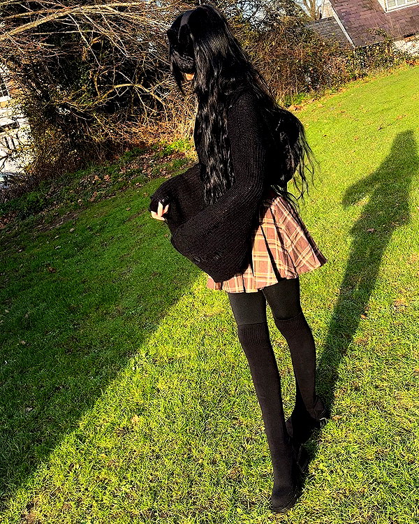alice_hez instagram image archive image