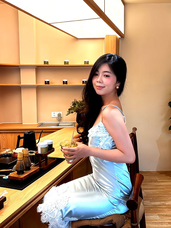 lyhythuedoxinh instagram image archive image