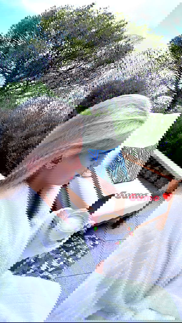 alexis.blond alexis.blond archive image