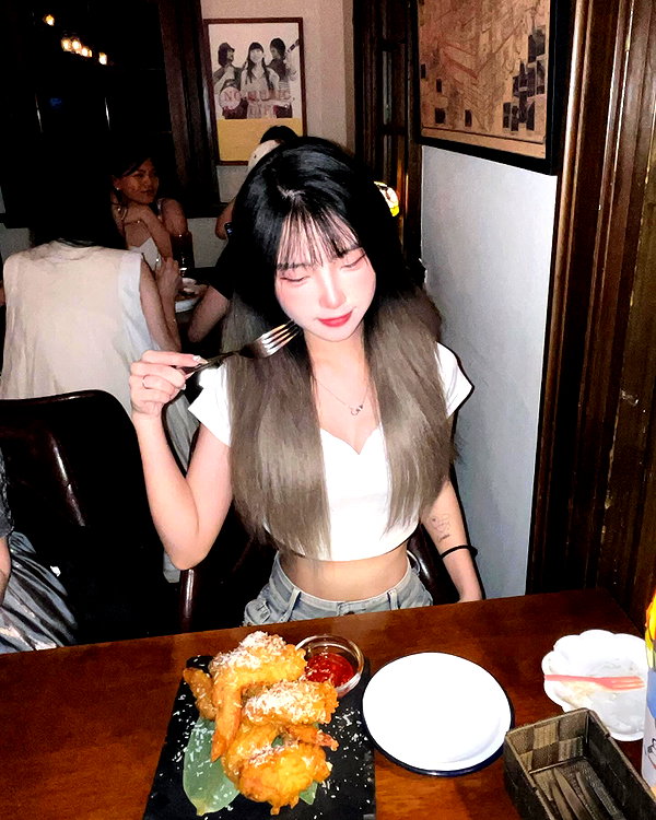 52._.0921 instagram image archive image