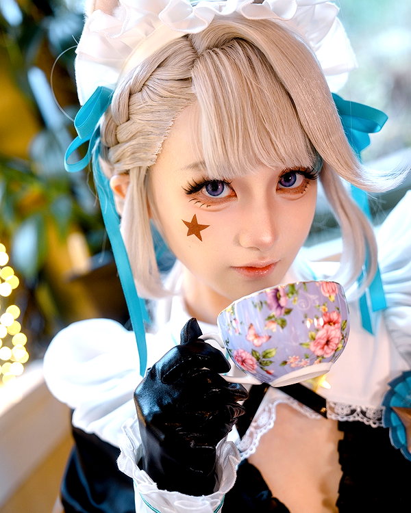 miee_cos instagram image archive image