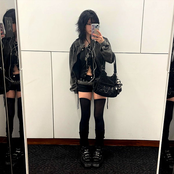 _nunch1 instagram image archive image