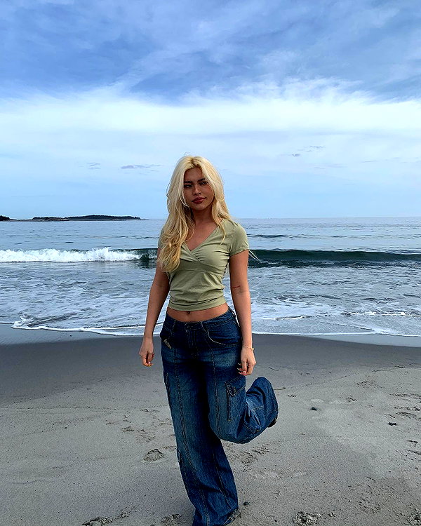 diakimeko instagram image archive image