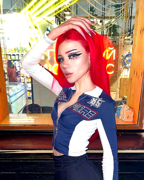 vik4au instagram image archive image