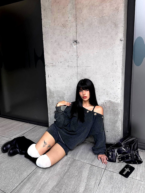 connie.01j instagram image archive image