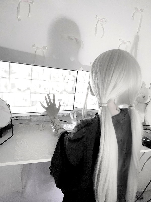 annaemiliaz instagram image archive image