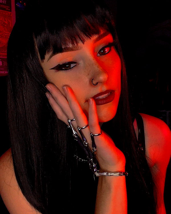 megann_eliizabeth instagram image archive image