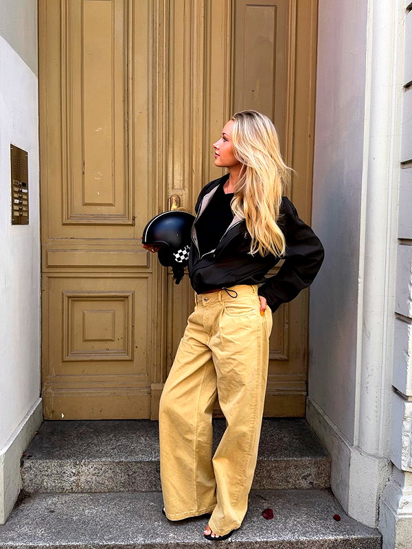 lilih instagram image archive image