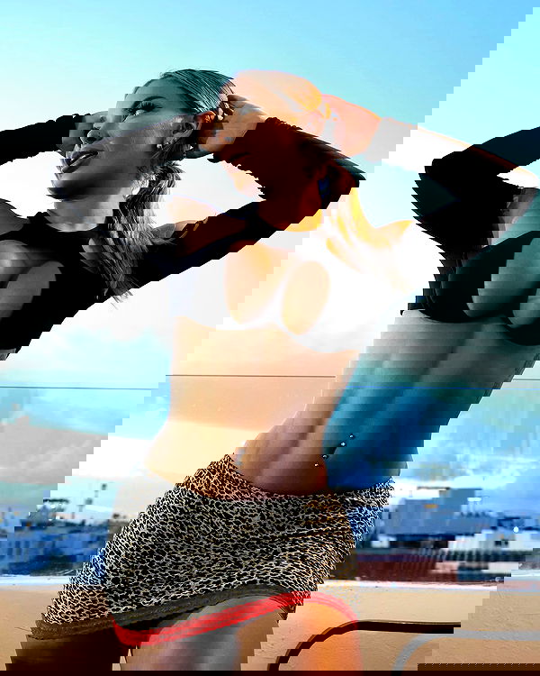 itshayleydavies itshayleydavies archive image