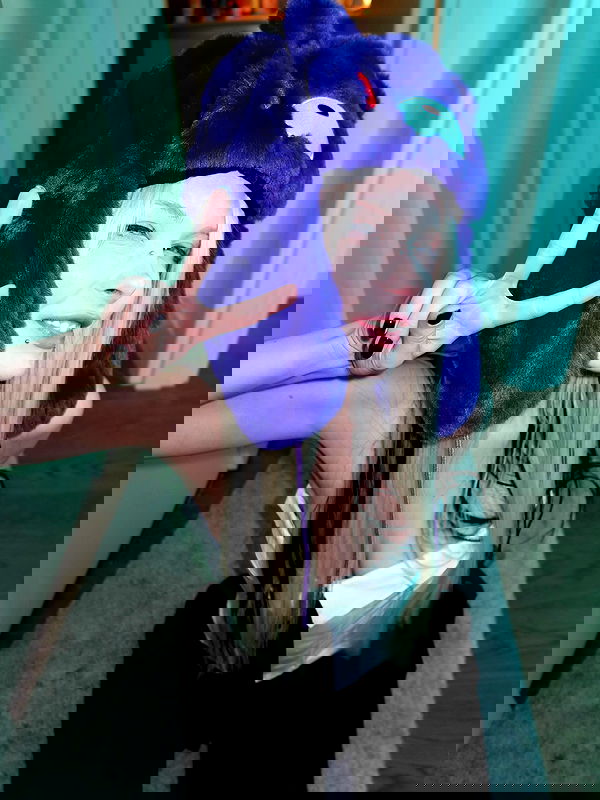 neondemoni neondemoni archive image