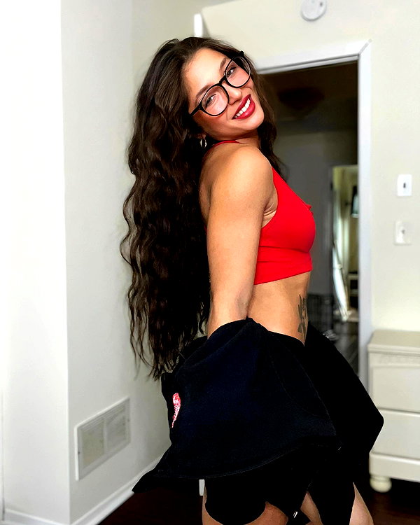 daniellebarnaa instagram image archive image